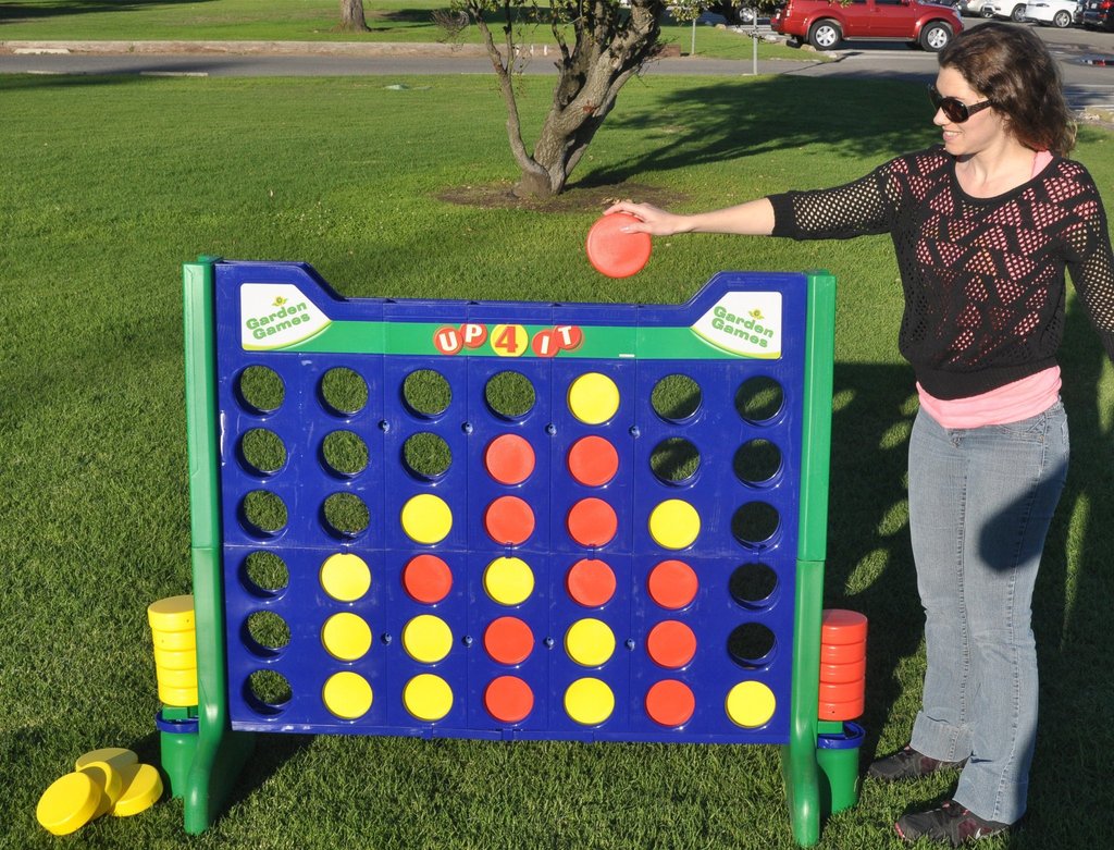 kids-games-giant-connect-four-game-1_1024x1024